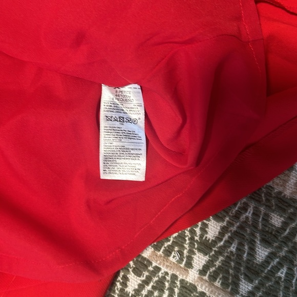 Banana Republic - Little Red Dress - Picture 7 of 11